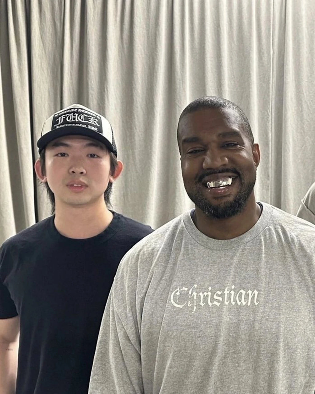 Yao Fashion KANYE WEST Streetwear Luxury HipHop Oversize Casual Sport Tops Long Sleeve Loose Cleanfit Style T Shirt For Men