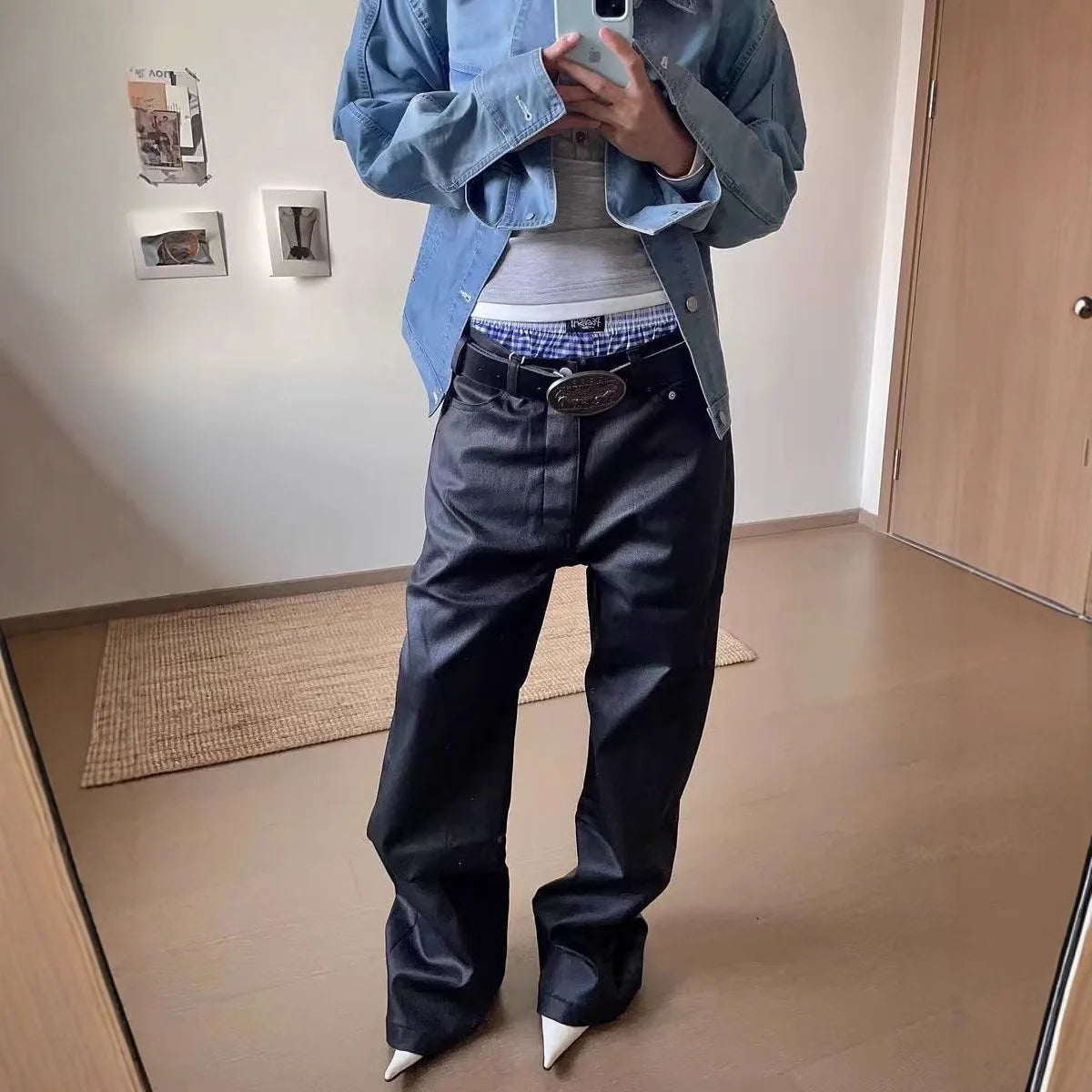 2026 Streetwear Fashion Tapered Leather Trousers Black Men American Brush Wax Coating Micro Elastic Slim Fit Straight Leg Pants