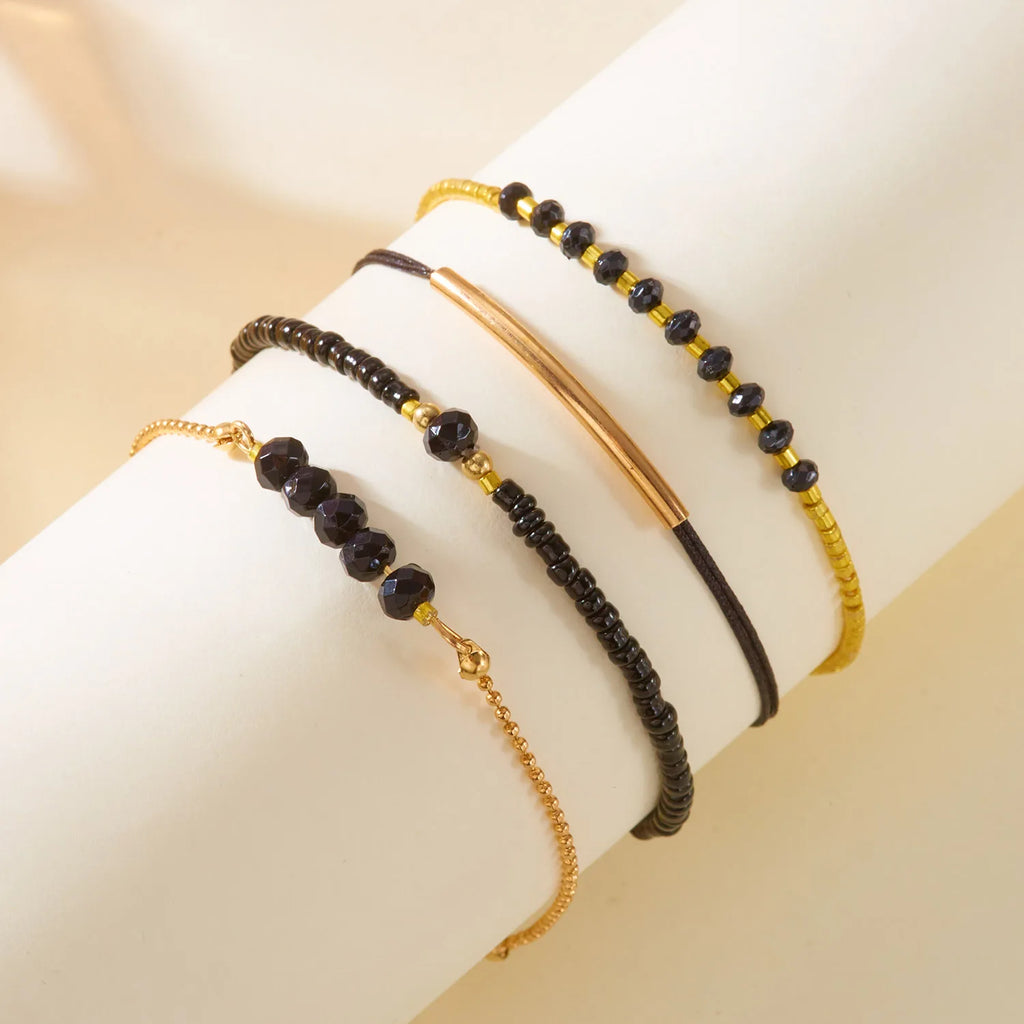 Handmade Black Crystal Beaded Bracelet for Women Minimalist Rice Beads Elastic Rope Bracelet Summer Vacation Party Jewelry Gift