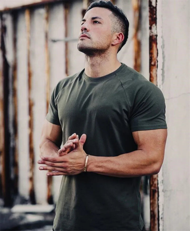 Plain T Shirt Men Casual Short Sleeve Muscle Joggers Bodybuilding Tshirt Male Gym Fitness Tops Tee Slim Fit Summer T-shirt